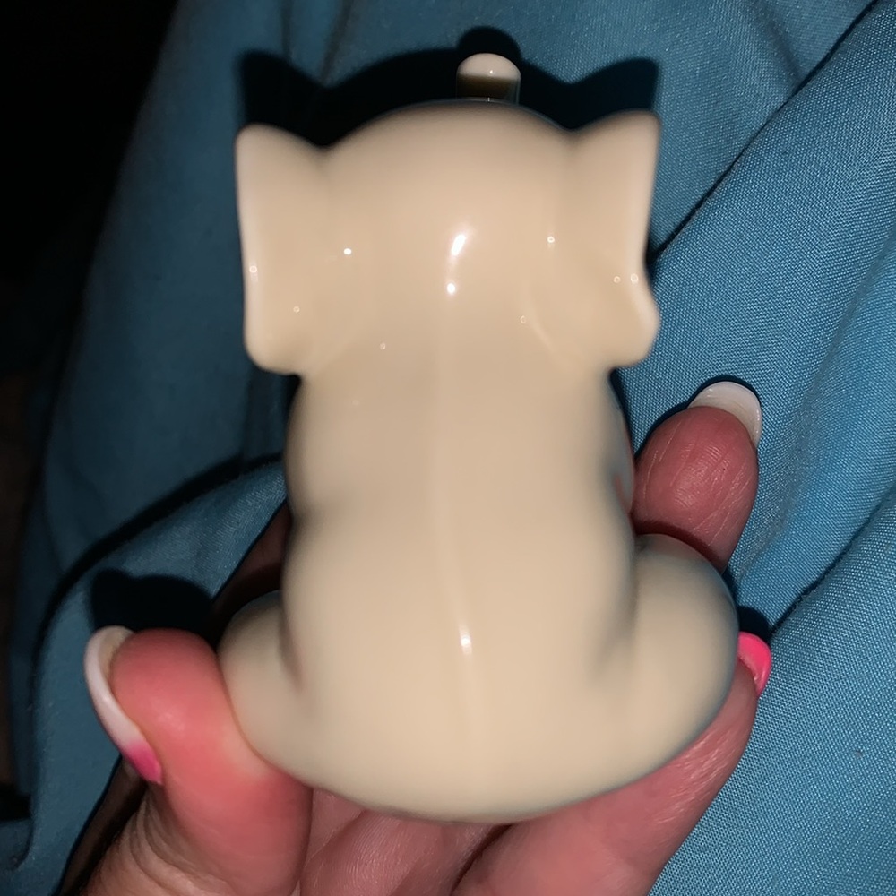 Lenox Cream Elephant Figurine with Gold Details - Picture 4 of 7